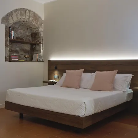 Portica Homes Pensjonat 3*