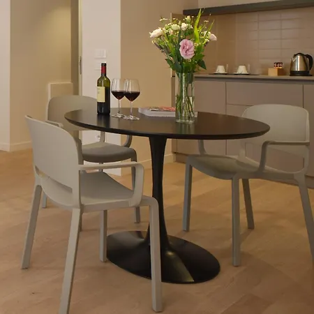 Portica Homes אסיסי