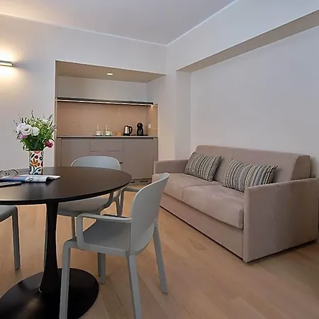 Portica Homes Maison d'hôtes